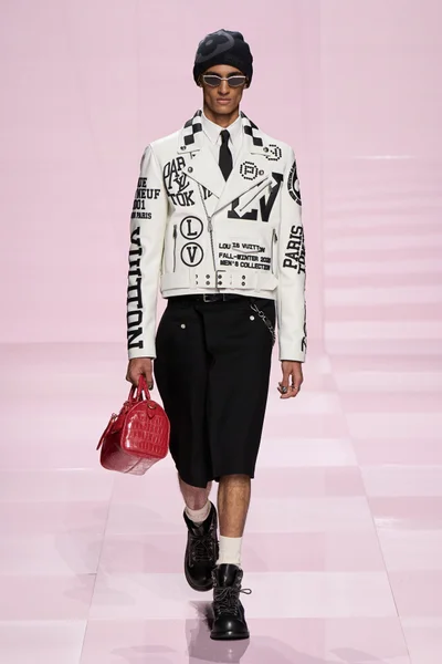 Look 77